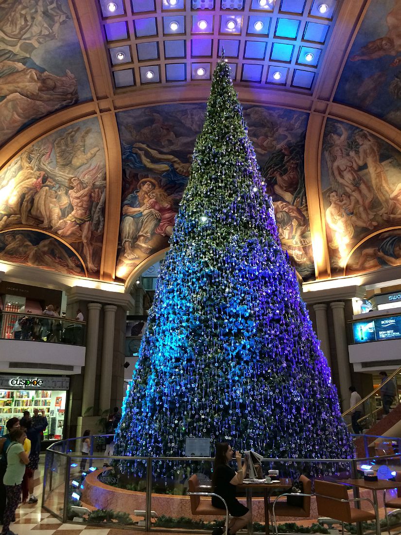 20 Swarovski Christmas Tree And Ceiling Frescoes Galeria Pacifico Shopping Center Retiro Buenos Aires